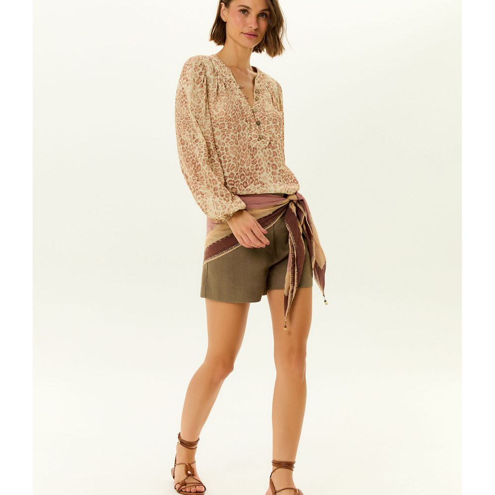 Short Linho Recortes Alfaiataria Short Linho Recortes Alfaiataria