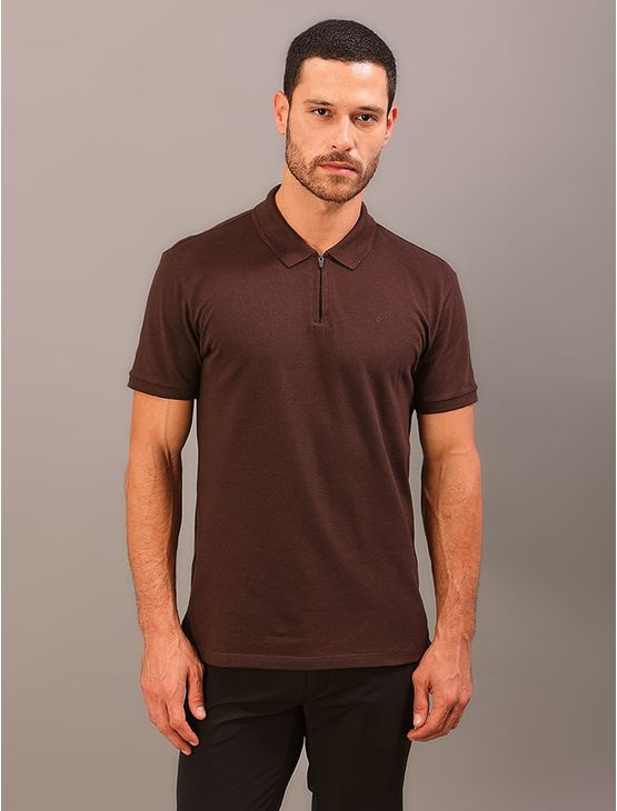 Polo Manga Curta Calvin Klein Masculino Slim Meio Zíper - Marrom Polo Manga Curta Calvin Klein Masculino Slim Meio Zíper Marrom Pp