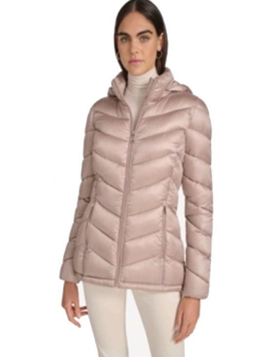 Jaqueta Calvin Klein Feminina Matelassê Com Capuz Removível - Light Skin Jaqueta Calvin Klein Feminina Matelassê Com Capuz Removível Light Skin Gg Jaqueta Calvin Klein Feminina Matelassê Com Capuz Removível - Light Skin Jaqueta Calvin Klein Feminina Matelassê Com Capuz Removível Light Skin Gg