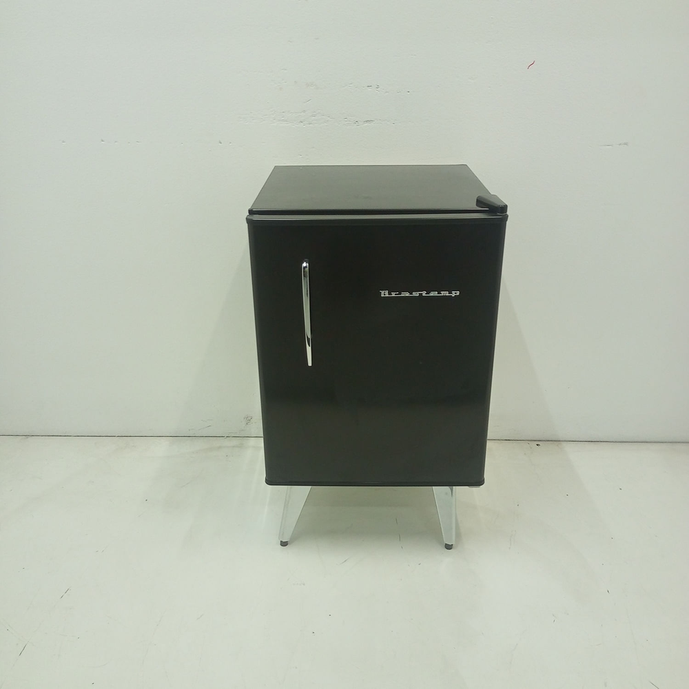 Frigobar Brastemp Retrô 76 Litros Classic Black - Bra08meas3_Wbom_Jg6302103 110V Frigobar Brastemp Retrô 76 Litros Classic Black - Bra08meas3_Wbom_Jg6302103 110V