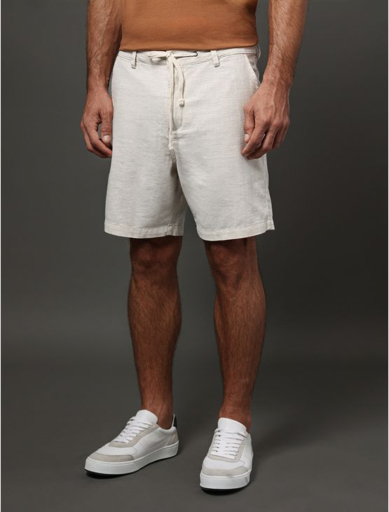 Bermuda Masculina Cotton Calvin Klein Jeans - Off White Bermuda Masculina Cotton Calvin Klein Jeans Off White 38 Bermuda Masculina Cotton Calvin Klein Jeans - Off White Bermuda Masculina Cotton Calvin Klein Jeans Off White 38