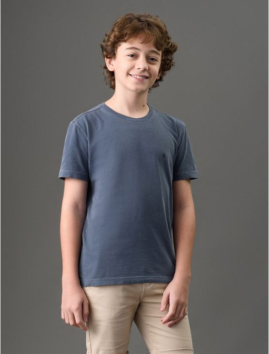 Camiseta Menino Monogram Pigmento Calvin Klein Jeans - Marinho Camiseta Menino Monogram Pigmento Calvin Klein Jeans Marinho 6 Camiseta Menino Monogram Pigmento Calvin Klein Jeans - Marinho Camiseta Menino Monogram Pigmento Calvin Klein Jeans Marinho 6