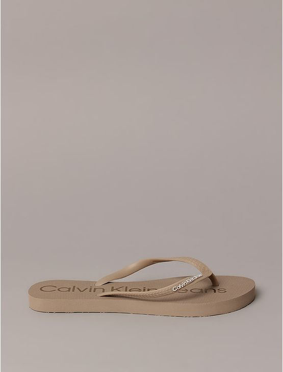 Chinelo Calvin Klein Jeans Feminino Make New Planes - Caqui Claro Chinelo Calvin Klein Jeans Feminino Make New Planes Caqui Claro 35/36 Chinelo Calvin Klein Jeans Feminino Make New Planes - Caqui Claro Chinelo Calvin Klein Jeans Feminino Make New Planes Caqui Claro 35/36