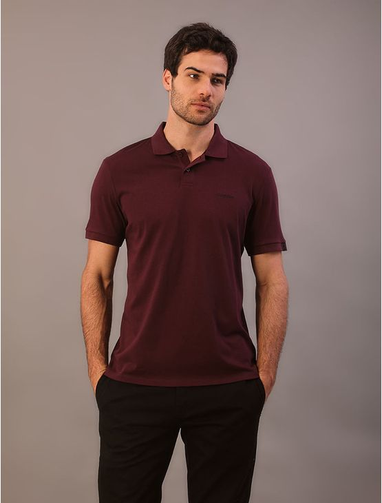 Polo Masculina Calvin Klein Manga Curta Logo Silver Jersey - Bordo Polo Masculina Calvin Klein Manga Curta Logo Silver Jersey Bordo Gg Polo Masculina Calvin Klein Manga Curta Logo Silver Jersey - Bordo Polo Masculina Calvin Klein Manga Curta Logo Silver Jersey Bordo Gg