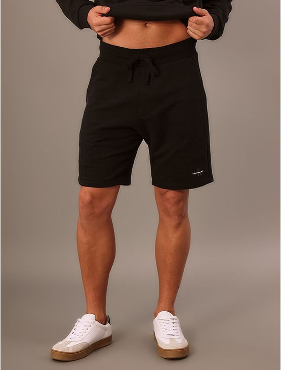 Bermuda Masculina Moletom Re Issue Calvin Klein Jeans - Preto Bermuda Masculina Moletom Re Issue Calvin Klein Jeans Preto p Bermuda Masculina Moletom Re Issue Calvin Klein Jeans - Preto Bermuda Masculina Moletom Re Issue Calvin Klein Jeans Preto p