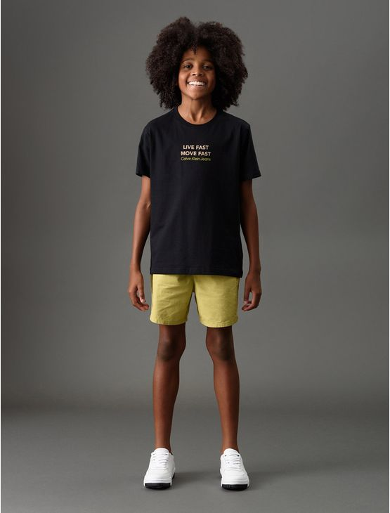 Camiseta Menino Live Fast Calvin Klein Jeans - Preto Camiseta Menino Live Fast Calvin Klein Jeans Preto 12
