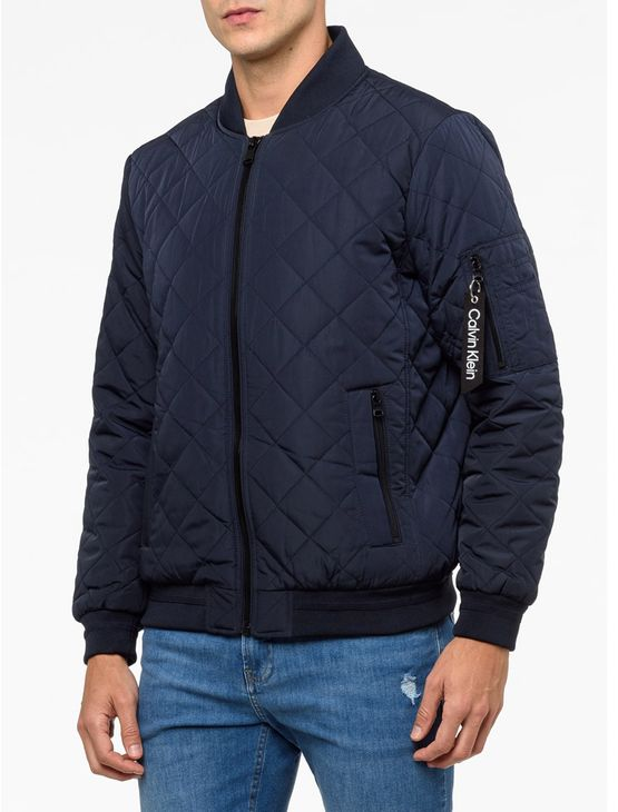 Jaqueta Masculina Bomber Calvin Klein - Marinho Jaqueta Masculina Bomber Calvin Klein Marinho m Jaqueta Masculina Bomber Calvin Klein - Marinho Jaqueta Masculina Bomber Calvin Klein Marinho m