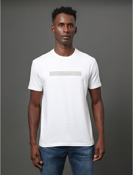 Camiseta Masculina Logo Sport Calvin Klein Jeans - Off White Camiseta Masculina Logo Sport Calvin Klein Jeans Off White Pp Camiseta Masculina Logo Sport Calvin Klein Jeans - Off White Camiseta Masculina Logo Sport Calvin Klein Jeans Off White Pp