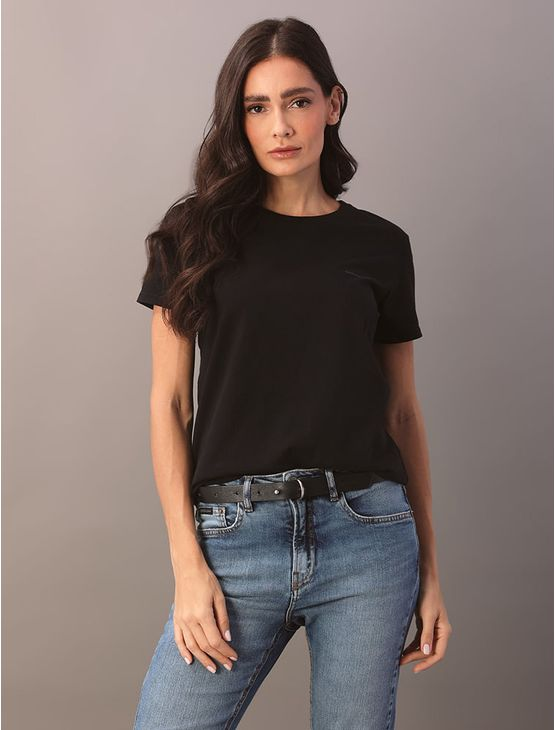 Camiseta Feminina Slim Estampa Mini Calvin Klein Jeans - Preto Camiseta Feminina Slim Estampa Mini Calvin Klein Jeans Preto p Camiseta Feminina Slim Estampa Mini Calvin Klein Jeans - Preto Camiseta Feminina Slim Estampa Mini Calvin Klein Jeans Preto p