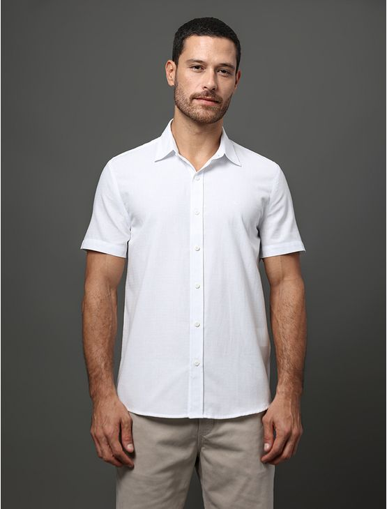 Camisa Masculina Chevron Calvin Klein Jeans - Branco Camisa Masculina Chevron Calvin Klein Jeans Branco m Camisa Masculina Chevron Calvin Klein Jeans - Branco Camisa Masculina Chevron Calvin Klein Jeans Branco m