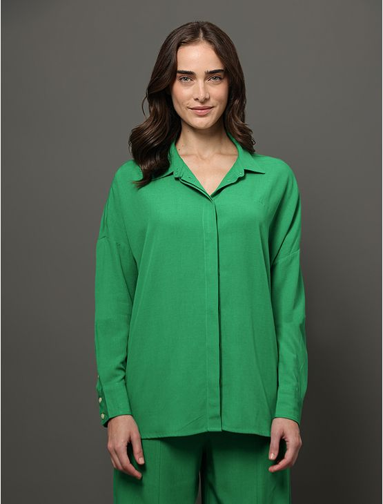 Camisa Feminina Linho Misto Calvin Klein Jeans - Verde Médio Camisa Feminina Linho Misto Calvin Klein Jeans Verde Médio 40 Camisa Feminina Linho Misto Calvin Klein Jeans - Verde Médio Camisa Feminina Linho Misto Calvin Klein Jeans Verde Médio 40