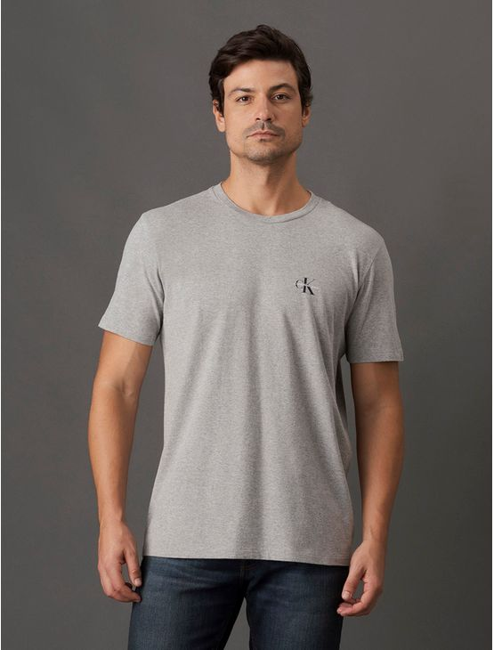 Camiseta Masculina Básica Estampa Logo Reissue No Peito Calvin Klein Jeans - Mescla Camiseta Masculina Básica Estampa Logo Reissue No Peito Calvin Klein Jeans Mescla Pp Camiseta Masculina Básica Estampa Logo Reissue No Peito Calvin Klein Jeans - Mescla Camiseta Masculina Básica Estampa Logo Reissue No Peito Calvin Klein Jeans Mescla Pp
