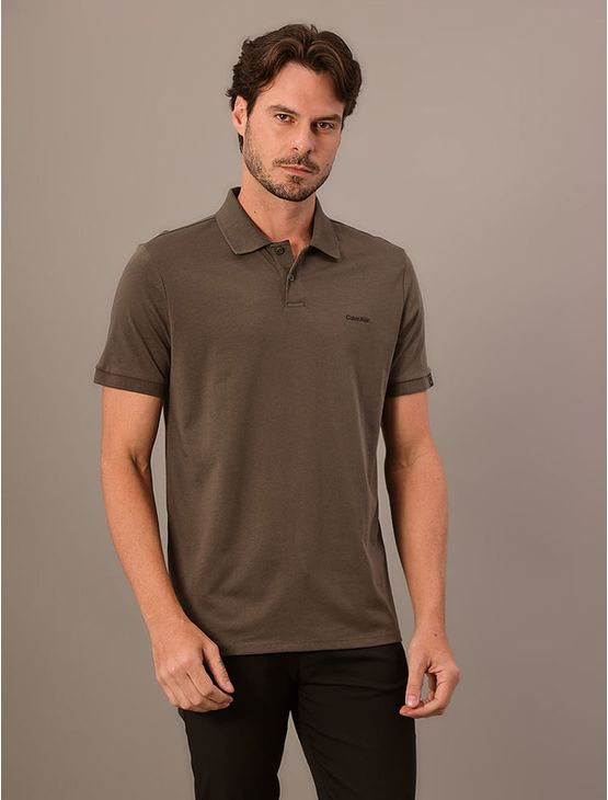 Polo Masculina Calvin Klein Manga Curta Logo Silver Jersey - Cinza Médio Polo Masculina Calvin Klein Manga Curta Logo Silver Jersey Cinza Médio p Polo Masculina Calvin Klein Manga Curta Logo Silver Jersey - Cinza Médio Polo Masculina Calvin Klein Manga Curta Logo Silver Jersey Cinza Médio p