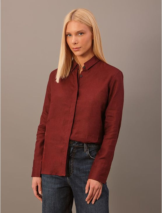 Camisa Calvin Klein Feminina Linho Lisa - Bordo Camisa Calvin Klein Feminina Linho Lisa Bordo 42 Camisa Calvin Klein Feminina Linho Lisa - Bordo Camisa Calvin Klein Feminina Linho Lisa Bordo 42