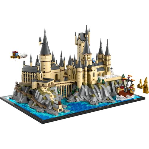 LEGO® Harry Potter - Castelo e Terrenos de Hogwarts LEGO® Harry Potter - Castelo e Terrenos de Hogwarts