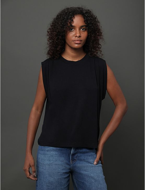Regata Feminina Pregas Ombro Calvin Klein Jeans - Preto Regata Feminina Pregas Ombro Calvin Klein Jeans Preto Gg Regata Feminina Pregas Ombro Calvin Klein Jeans - Preto Regata Feminina Pregas Ombro Calvin Klein Jeans Preto Gg