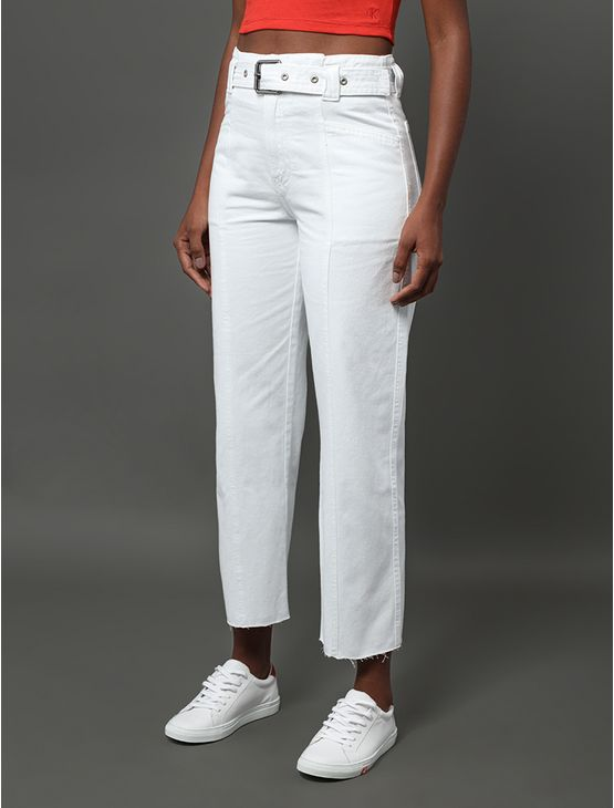 Calça Feminina Color Barrel Cinto Calvin Klein Jeans - Branco Calça Feminina Color Barrel Cinto Calvin Klein Jeans Branco 40 Calça Feminina Color Barrel Cinto Calvin Klein Jeans - Branco Calça Feminina Color Barrel Cinto Calvin Klein Jeans Branco 40