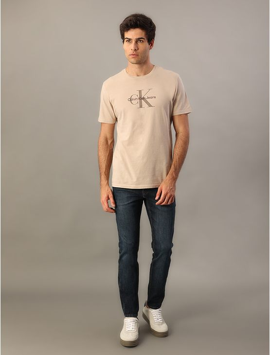 Camiseta Manga Curta Calvin Klein Jeans Masculino Re Issue - Caqui Claro Camiseta Manga Curta Calvin Klein Jeans Masculino Re Issue Caqui Claro Gg