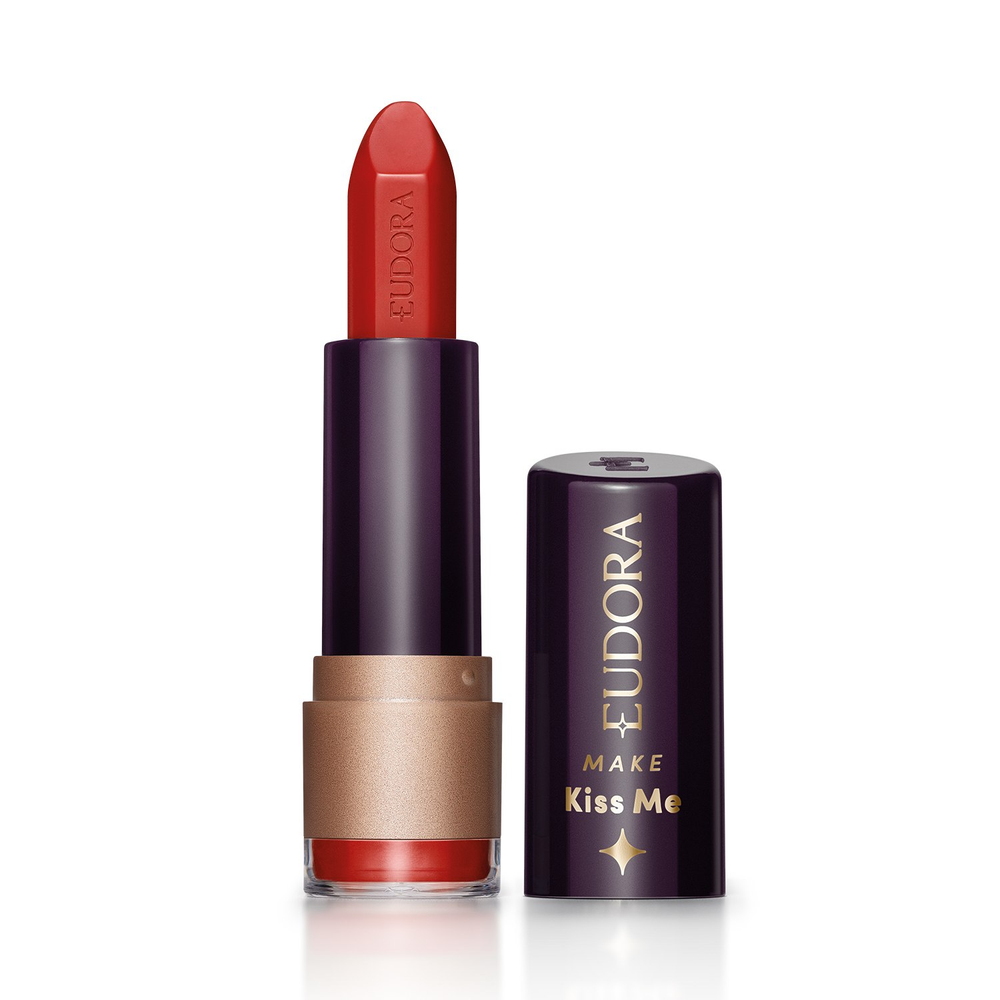 Batom Hidratante Vermelho Arraso Eudora Make Kiss Me 3,7g Batom Hidratante Vermelho Arraso Eudora Make Kiss Me 3,7g