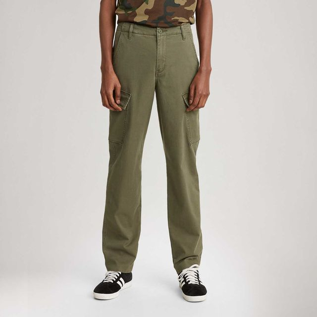 Calça Levi's® XX Chino Cargo Taper Verde - 28X32 USA | 36 BR Calça Levi's® XX Chino Cargo Taper Verde - 28X32 USA | 36 BR