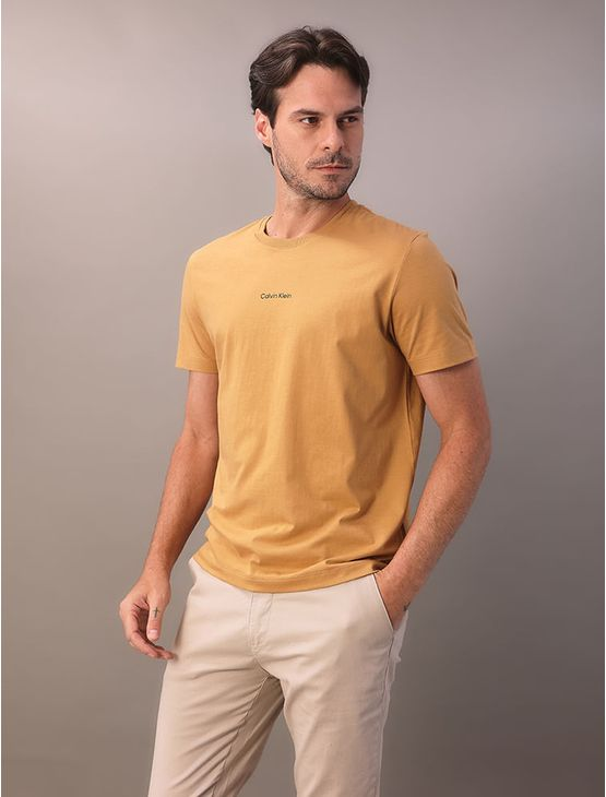 Camiseta Manga Curta Calvin Klein Nano Logo - Havana Camiseta Manga Curta Calvin Klein Nano Logo Havana p Camiseta Manga Curta Calvin Klein Nano Logo - Havana Camiseta Manga Curta Calvin Klein Nano Logo Havana p