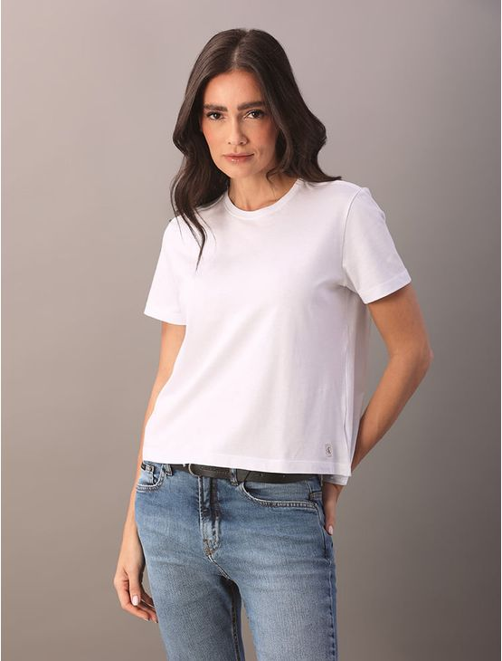 Camiseta Calvin Klein Jeans Feminino Algodão Egípcio - Branco Camiseta Calvin Klein Jeans Feminino Algodão Egípcio Branco Gg Camiseta Calvin Klein Jeans Feminino Algodão Egípcio - Branco Camiseta Calvin Klein Jeans Feminino Algodão Egípcio Branco Gg
