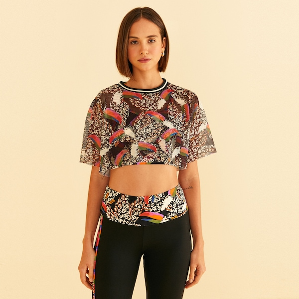 Blusa Cropped Feminina Farm Tela Tucano Onça Blusa Cropped Feminina Farm Tela Tucano Onça