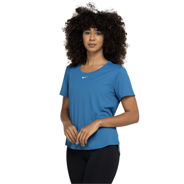 Camiseta Nike Manga Curta Dri-Fit One SS STD - Feminina
