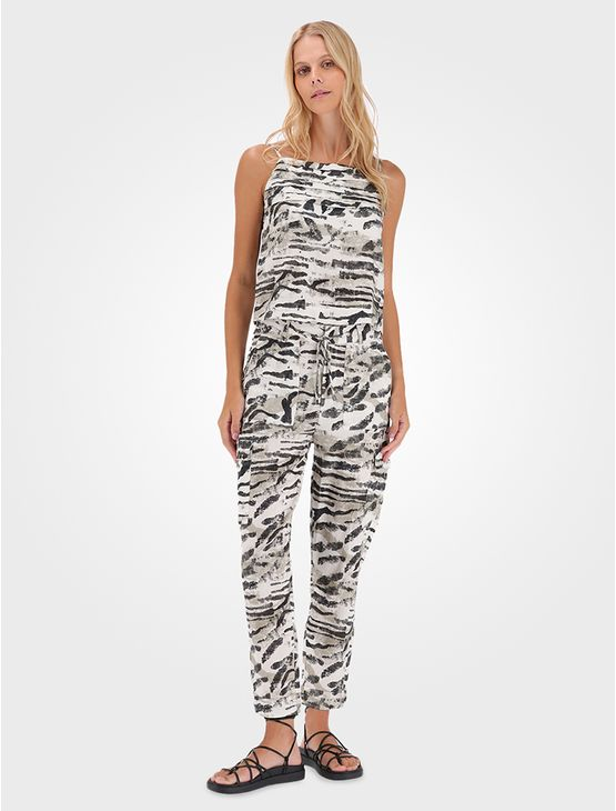 Calça Feminina Cenoura Animal Print Calvin Klein - Off White Calça Feminina Cenoura Animal Print Calvin Klein Off White 36 Calça Feminina Cenoura Animal Print Calvin Klein - Off White Calça Feminina Cenoura Animal Print Calvin Klein Off White 36