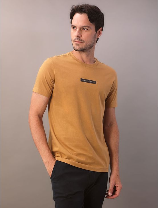 Camiseta Manga Curta Calvin Klein Masculino Box Nyc - Havana Camiseta Manga Curta Calvin Klein Masculino Box Nyc Havana p Camiseta Manga Curta Calvin Klein Masculino Box Nyc - Havana Camiseta Manga Curta Calvin Klein Masculino Box Nyc Havana p