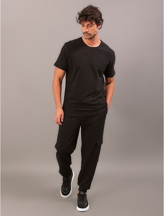 Calça Moletom Calvin Klein Jeans Masculino Listras - Preto Calça Moletom Calvin Klein Jeans Masculino Listras Preto p Calça Moletom Calvin Klein Jeans Masculino Listras - Preto Calça Moletom Calvin Klein Jeans Masculino Listras Preto p