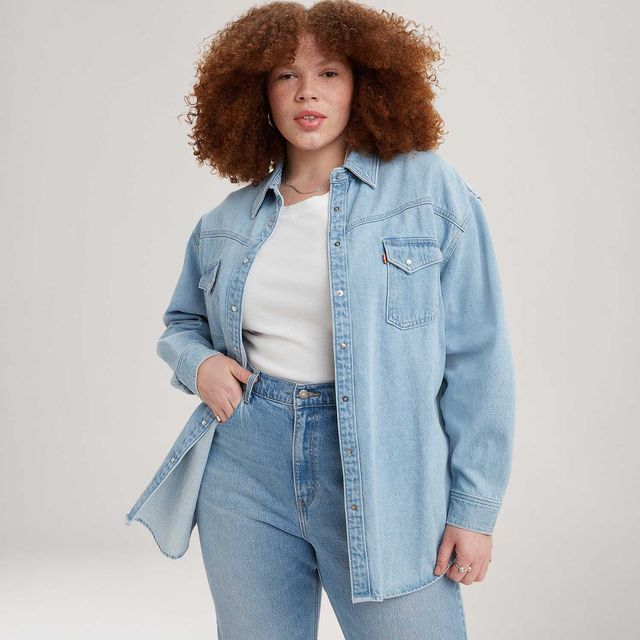 Camisa Feminina Tam Adulto Camisa Jeans Levi's® Dorsey Western Plus Size Clara - 1X Camisa Feminina Tam Adulto Camisa Jeans Levi's® Dorsey Western Plus Size Clara - 1X