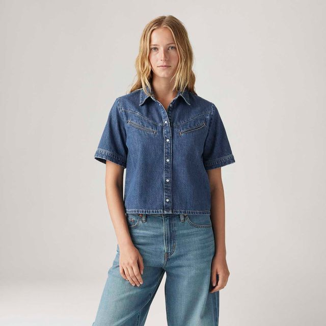 Camisa Levi's® Rinoa Camp Shirt Lavagem Média Manga Curta - XS USA | PP BR Camisa Levi's® Rinoa Camp Shirt Lavagem Média Manga Curta - XS USA | PP BR