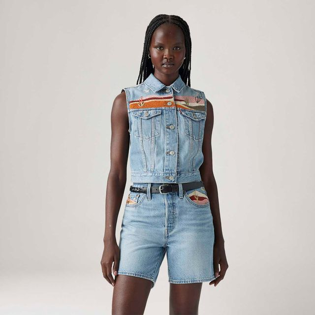 Colete Jeans Levi's® Embroidered Lavagem Média - XS USA | PP BR Colete Jeans Levi's® Embroidered Lavagem Média - XS USA | PP BR