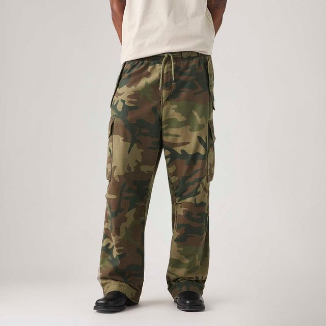 Calça Levi's® Baggy Cargi Field Camuflada - S USA | P BR Calça Levi's® Baggy Cargi Field Camuflada - S USA | P BR