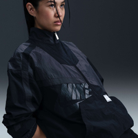 Jaqueta Nike Sportswear Woven Feminina