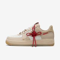 Tênis Nike Air Force 1 '07 LX Feminino