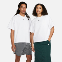 Camiseta Nike Sportswear Essentials Feminina