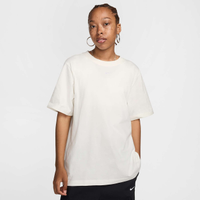 Camiseta Nike Sportswear Feminina