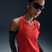 Regata Nike Dri-FIT ADV AeroSwift Feminina