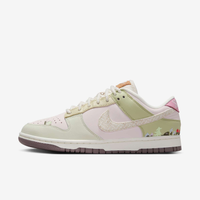 Tênis Nike Dunk Low LX Feminino
