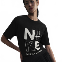 Camiseta Nike Sportswear Feminina
