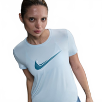 Camiseta Nike One Swoosh Feminina