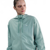 Jaqueta Nike Sportswear Essential Feminina