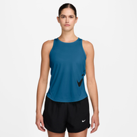 Regata Dri-FIT Nike Swoosh Feminina