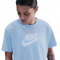 Camiseta Nike Sportswear Essential Feminina
