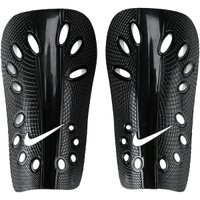 Caneleira Nike J Guard Unissex