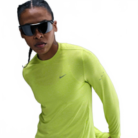 Camiseta Nike Dri-FIT Swift Crew Feminina