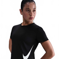 Camiseta Dri-FIT Nike Swoosh Feminina