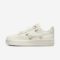 Tênis Nike Air Force 1 '07 LX Feminino
